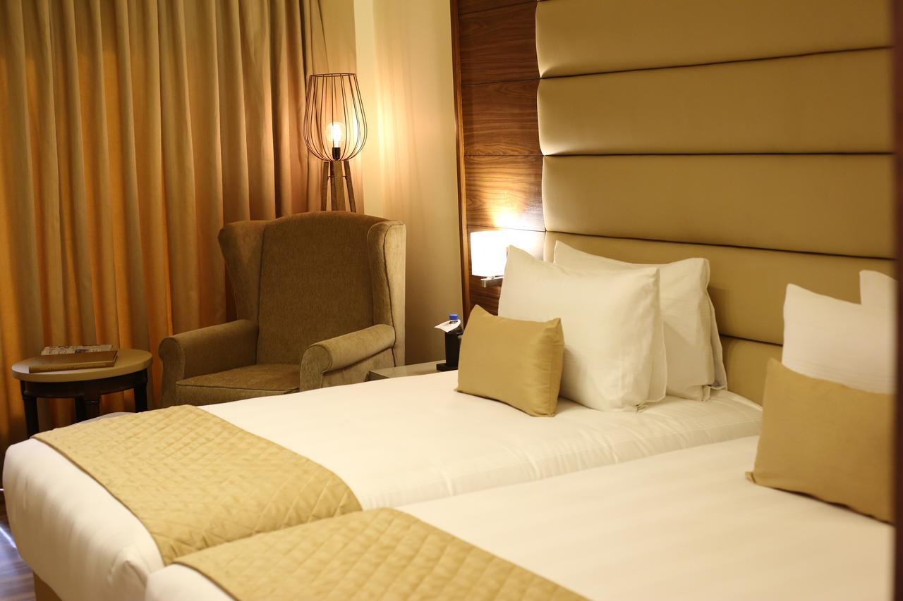 Udman Hotels And Resorts By Ferns N Petals New Delhi Bagian luar foto