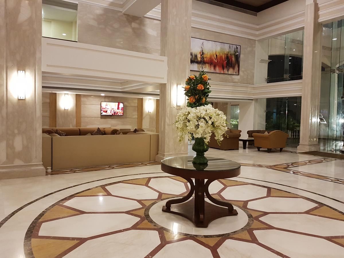 Udman Hotels And Resorts By Ferns N Petals New Delhi Bagian luar foto